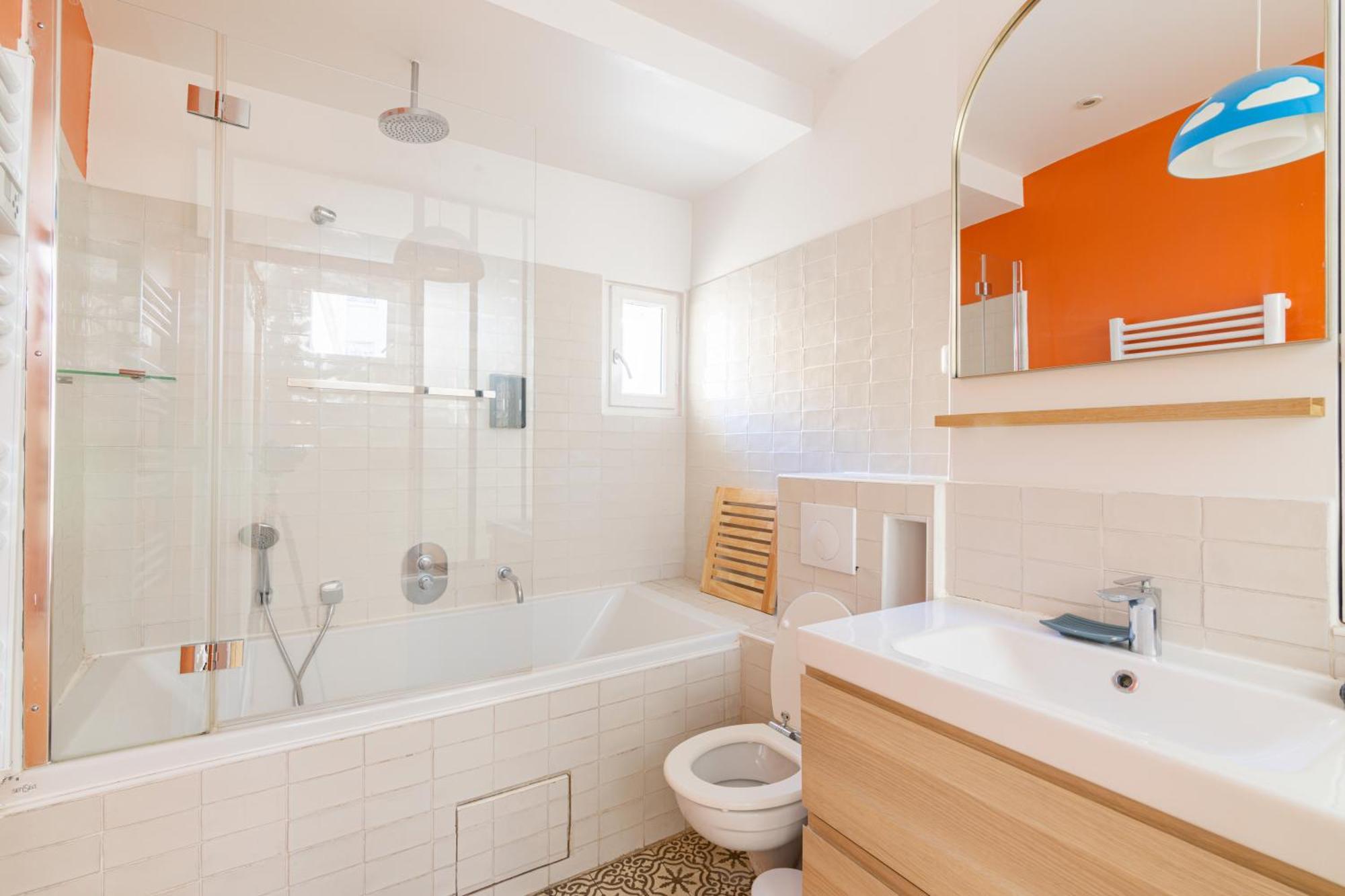 Appartement Luxurious 2 Bedroom Canal Saint Martin Saint Lazare Paris